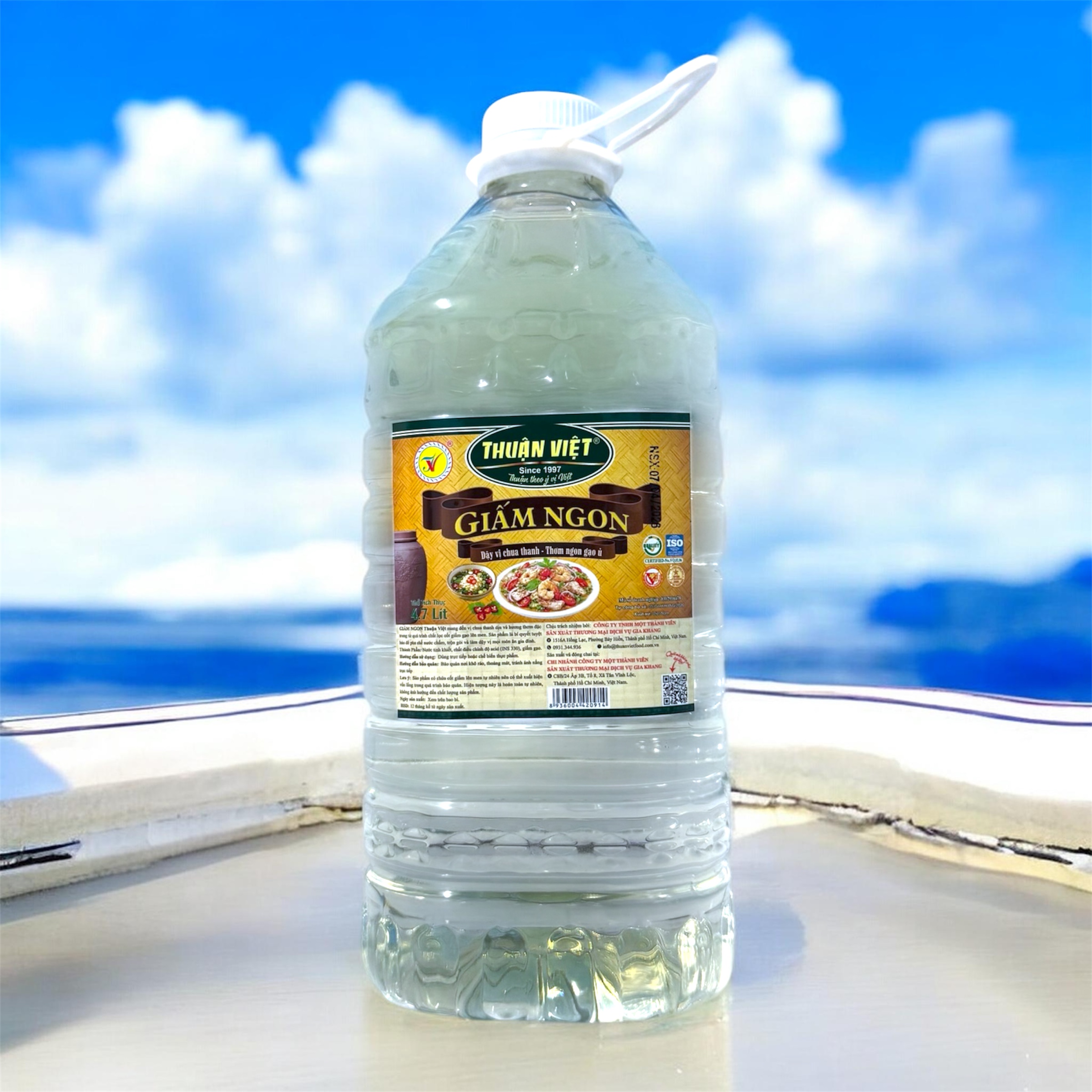 Giấm Ngon Thuận Việt 4,7 lít